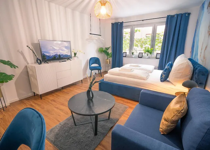 Noble - 1 Min To Hbf *